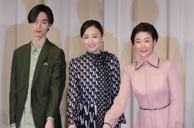 松雪泰子、「甘いお酒でうがい」で共演した黒木華は「癒しでしかない」