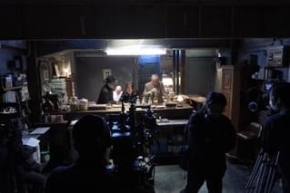 日本映画界を支える俳優陣が豪華競演 石橋蓮司主演作「一度も撃ってません」撮影現場に潜入