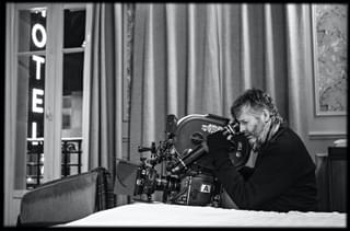 結婚20年、夫婦の愛はどう変化する？ 元夫婦が共演、大人の恋愛映画「今宵、212号室で」監督に聞く