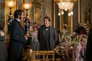 カンバーバッチが「人生の教訓」と話す深いシーン！ 「エジソンズ・ゲーム」本編映像