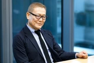 【山田孝之×國村隼インタビュー】“普通の人”の役が、一番難しい 義理の親子演じた「ステップ」を語る