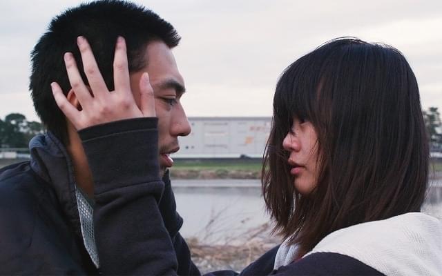 孤独を埋め合わせるため性に奔放となるあざみ