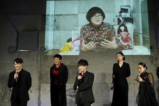 お笑いコンビを演じた亀梨和也＆瀬戸康史、最初から相性抜群！ 漫才シーンでアドリブも!?