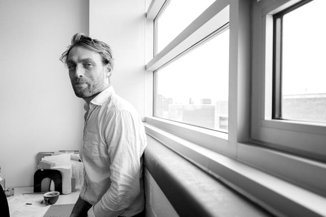 フェリックス・デュフール=ラペリエール監督