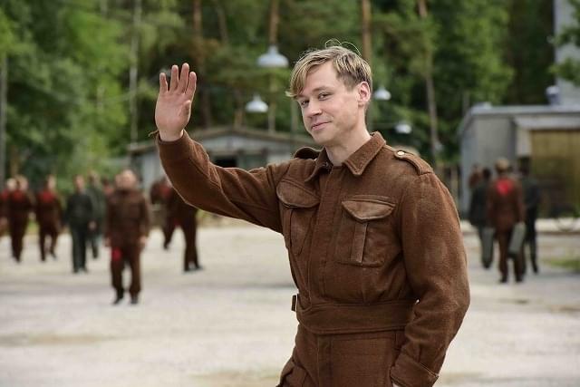 主演は「愛を読むひと」のあの少年！「キーパー ある兵士の奇跡」場面写真