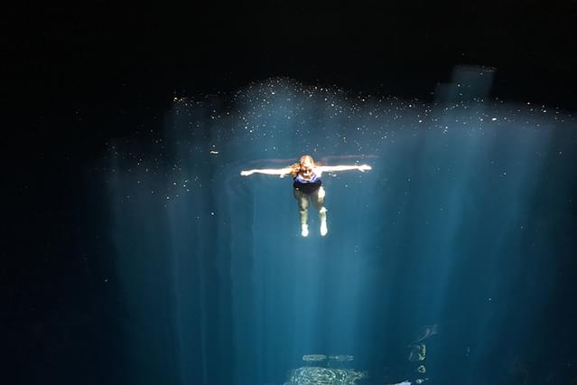 【「セノーテ」評論】ドキュメンタリーなのに、ファンタジーであり、アートでもある不思議な映画