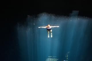 【「セノーテ」評論】ドキュメンタリーなのに、ファンタジーであり、アートでもある不思議な映画