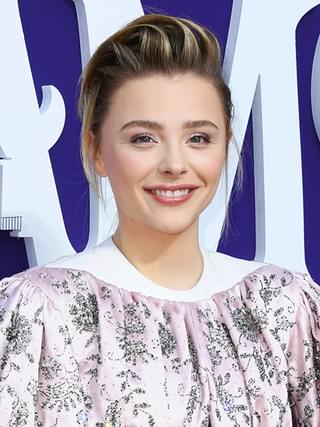 クロエ・グレース・モレッツ、SFスリラー小説「The Peripheral」ドラマ化に主演