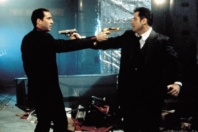 【「フェイス／オフ」評論】ジョン・トラボルタ＆ニコラス・ケイジの“両極演技”に震える、ハードな入れ替わり物語