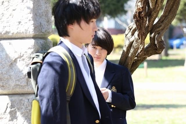 「彼女はひとり」