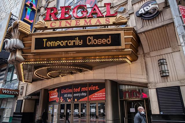 わずか1週間のあいだに646の映画館が閉鎖