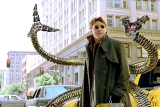 サム・ライミ版ドクター・オクトパス役俳優が新「スパイダーマン」にも登場