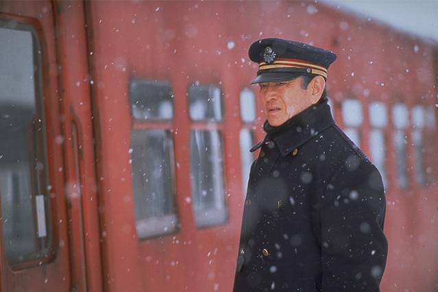 【「鉄道員（ぽっぽや）」評論】健さんと佐藤乙松の姿がどこまでもリンクする、詩情豊かな名作