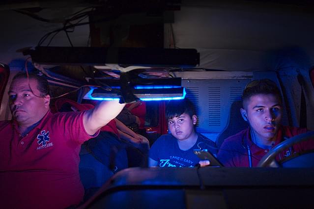 「ミッドナイト・ファミリー」