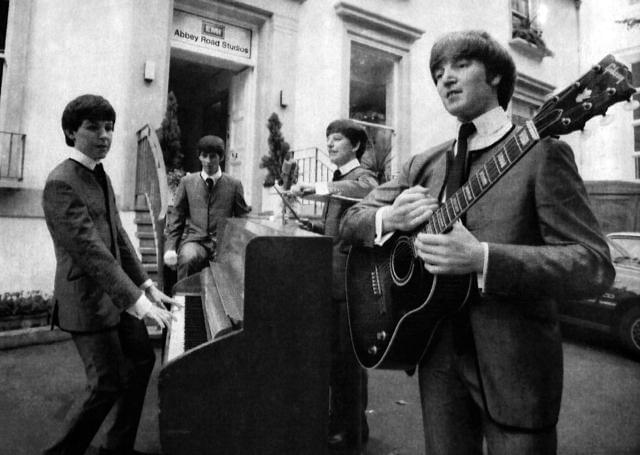 ビートルズ所縁のアビー・ロード・スタジオのドキュメンタリー映画製作 ポール・マッカートニー長女が監督