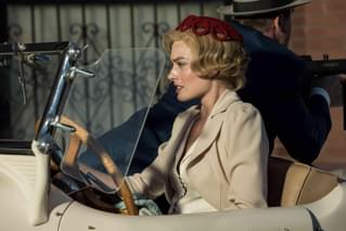 マーゴット・ロビーが美しき指名手配犯に 「ドリームランド」4月9日公開