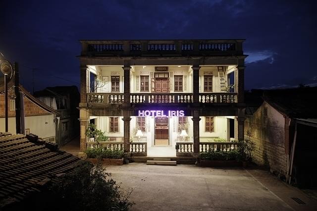 「ホテル・アイリス」