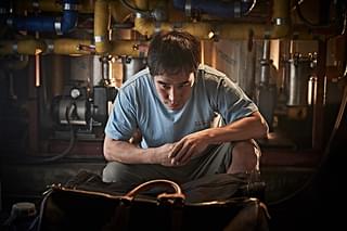 【「藁にもすがる獣たち」評論】実力派スター俳優のイメージを覆す展開に舌を巻くクライムサスペンス