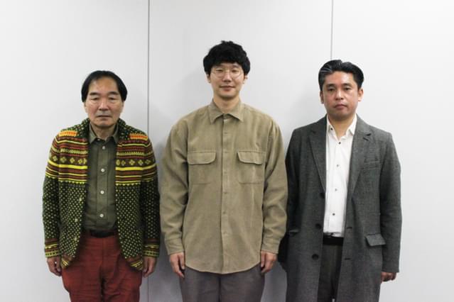 (左から)きたろう、前原滉、池田暁監督