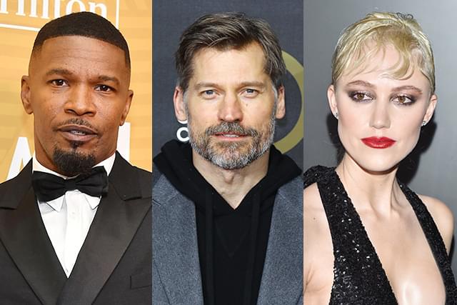 ジェイミー・フォックス（左）、ニコライ・コスター＝ワルドー（中央）、マイカ・モンロー（右）