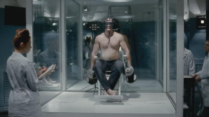 「DAU」プロジェクト映画第2弾、研究所内部を映す「DAU. Degeneration」今夏公開 M・アブラモビッチも参加