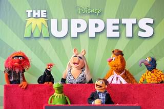 ホーンテッドマンションで一夜の肝試し！ マペッツ史上初のハロウィーン特別編がDisney＋に登場