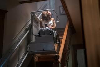 娘を見つめる毒母にゾッ 2回見るとさらに怖い「RUN ラン」本編映像