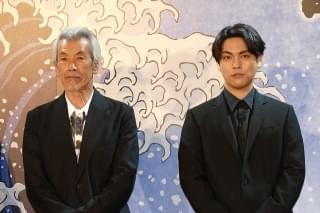 柳楽優弥「映画の力を信じる」 芸術に生きた葛飾北斎に思い重ねる