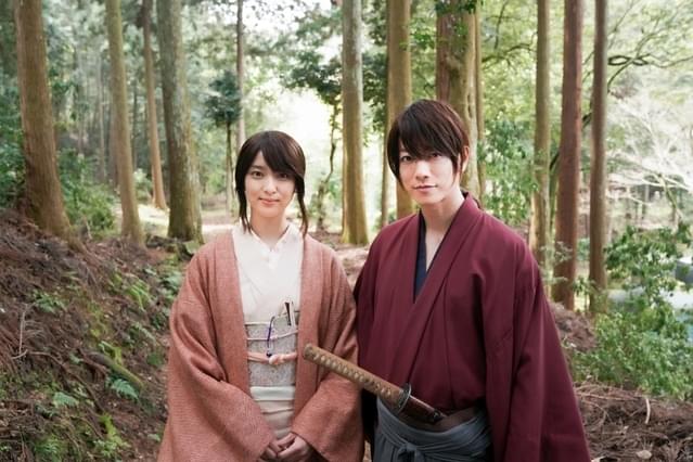 オフショットも公開