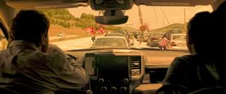 ハイウェイに隕石群が降り注ぐ 「2012」「ヒューゴ」スタジオが手掛けたVFX映像