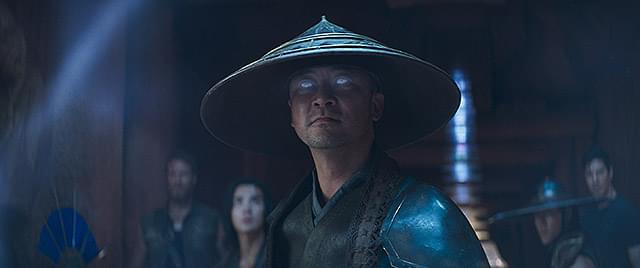 手から雷！ 浅野忠信が演じるライデン登場「モータルコンバット」本編映像公開