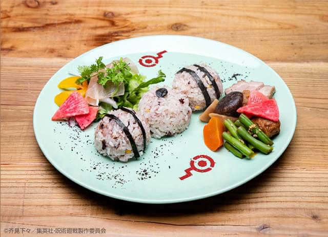 狗巻棘「ライスボールプレート」(単品1540円、ドリンクセット2090円)