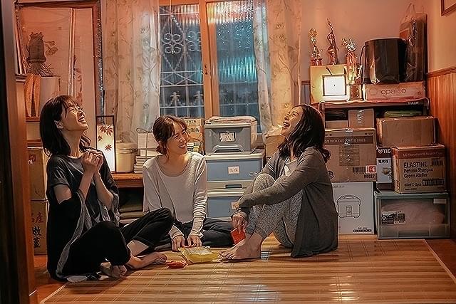 「弱くて強い女たち」