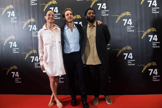 オープニングを飾った「ベケット」チーム