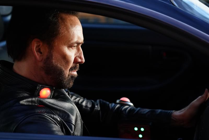 ママチャリで立ち去るニコラス・ケイジ「プリズナーズ・オブ・ ゴーストランド」本編映像＆コメント公開