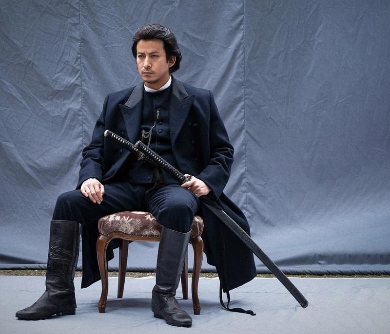 岡田准一が断髪＆洋装の土方歳三に「燃えよ剣」新場面写真＆コメント公開