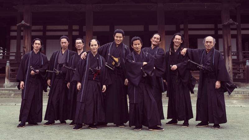 岡田准一×鈴木亮平×山田涼介が土方、近藤、沖田に扮し集結！「燃えよ剣」新選組オフショット公開