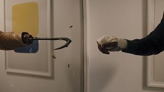 【「キャンディマン」評論】鏡と血しぶきが彩る幻惑的なイメージでアート化された都市伝説の恐怖