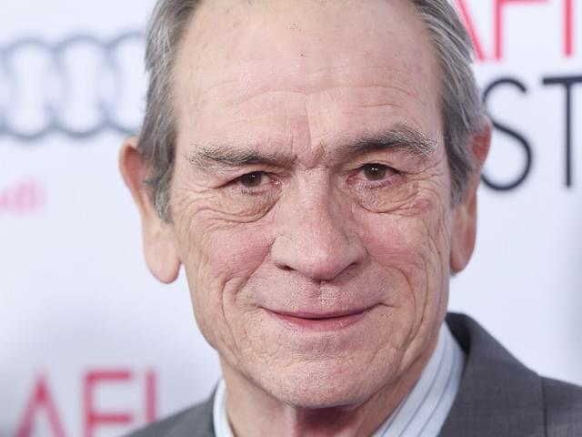 ハリソン・フォード代役にトミー・リー・ジョーンズ ジェイミー・フォックスと共演の「The Burial」