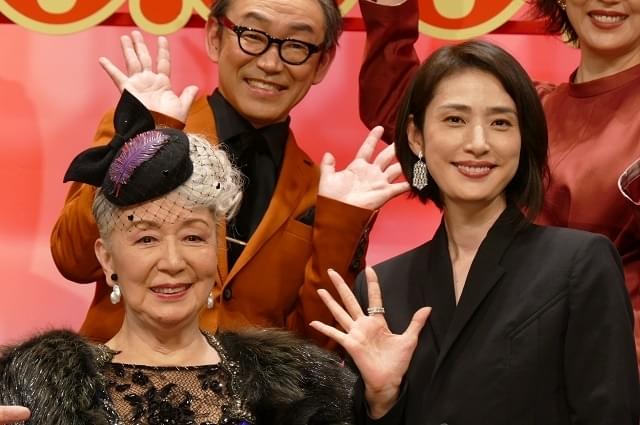 天海祐希、“大先輩”草笛光子の88歳誕生日を祝福「いつまでもかわいらしい草笛さんでいてください」