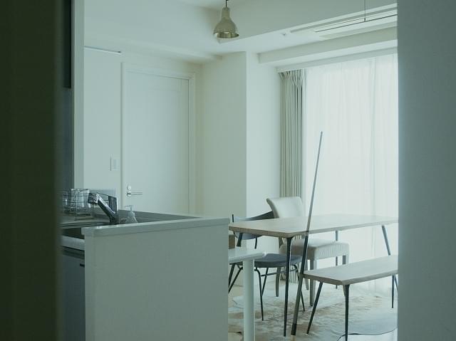 「日曜日、凪」