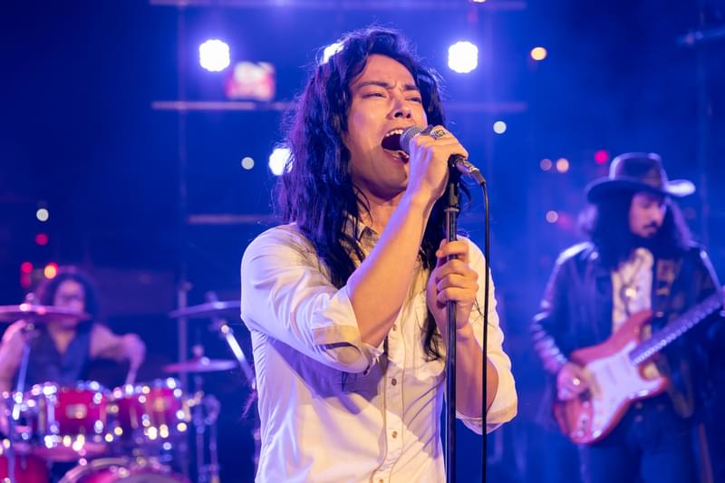 桐谷健太主演、日本復帰前の70年代と現代の沖縄を描く「ミラクルシティコザ」予告 主題歌はORANGE RANGE