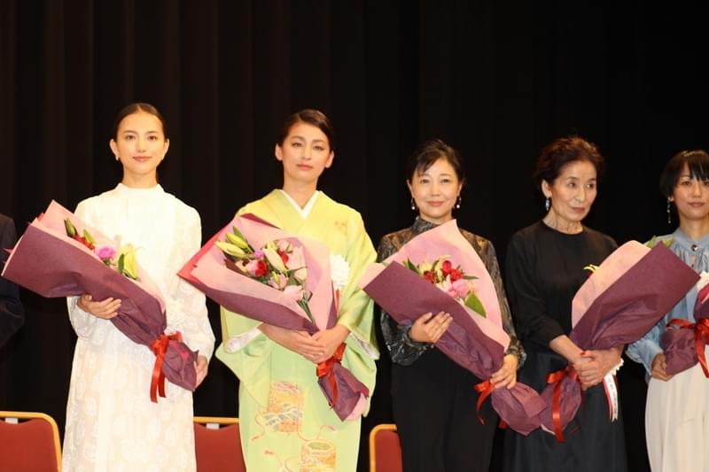 「山路ふみ子映画賞」女優賞の尾野真千子「これからも映画を愛してあげてください」 新人女優賞は清原果耶