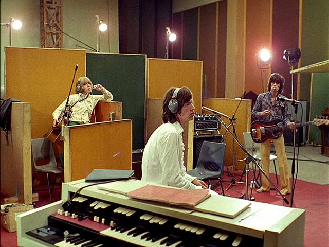 【「ワン・プラス・ワン」評論】ゴダールが描く、激動と混沌の60年代とストーンズの5日間