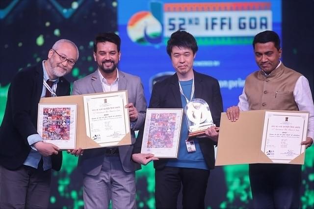 右から2番目が金子雅和監督。左端は中山豊プロデューサー