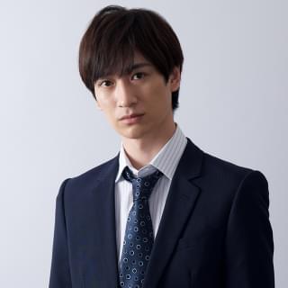 キスマイ・宮田俊哉が刑事役で出演! 浜辺美波主演「ドクターホワイト」1月17日放送スタート