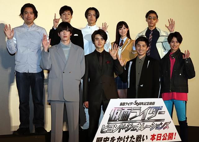 1971年と現代、50年後の未来で受け継がれる戦いの系譜を描く