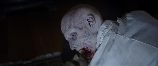 振り向きゾンビが登場