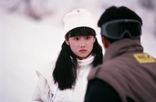 原田知世×三上博史「私をスキーに連れてって」公開35周年記念でBlu-ray化！