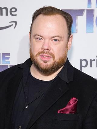 「ホーム・アローン」いじめっ子役俳優、恋人への暴行容疑で逮捕